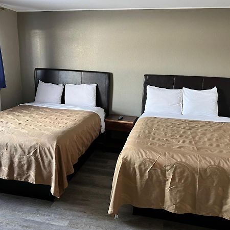 Timberly Motel Gaylord Zewnętrze zdjęcie