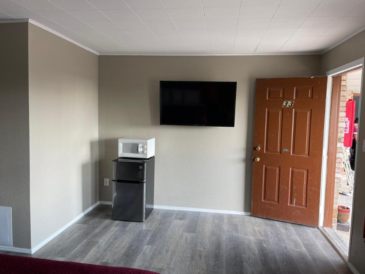 Timberly Motel Gaylord Zewnętrze zdjęcie