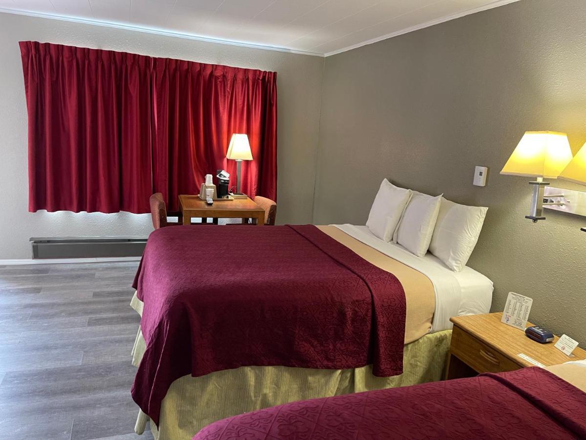 Timberly Motel Gaylord Zewnętrze zdjęcie