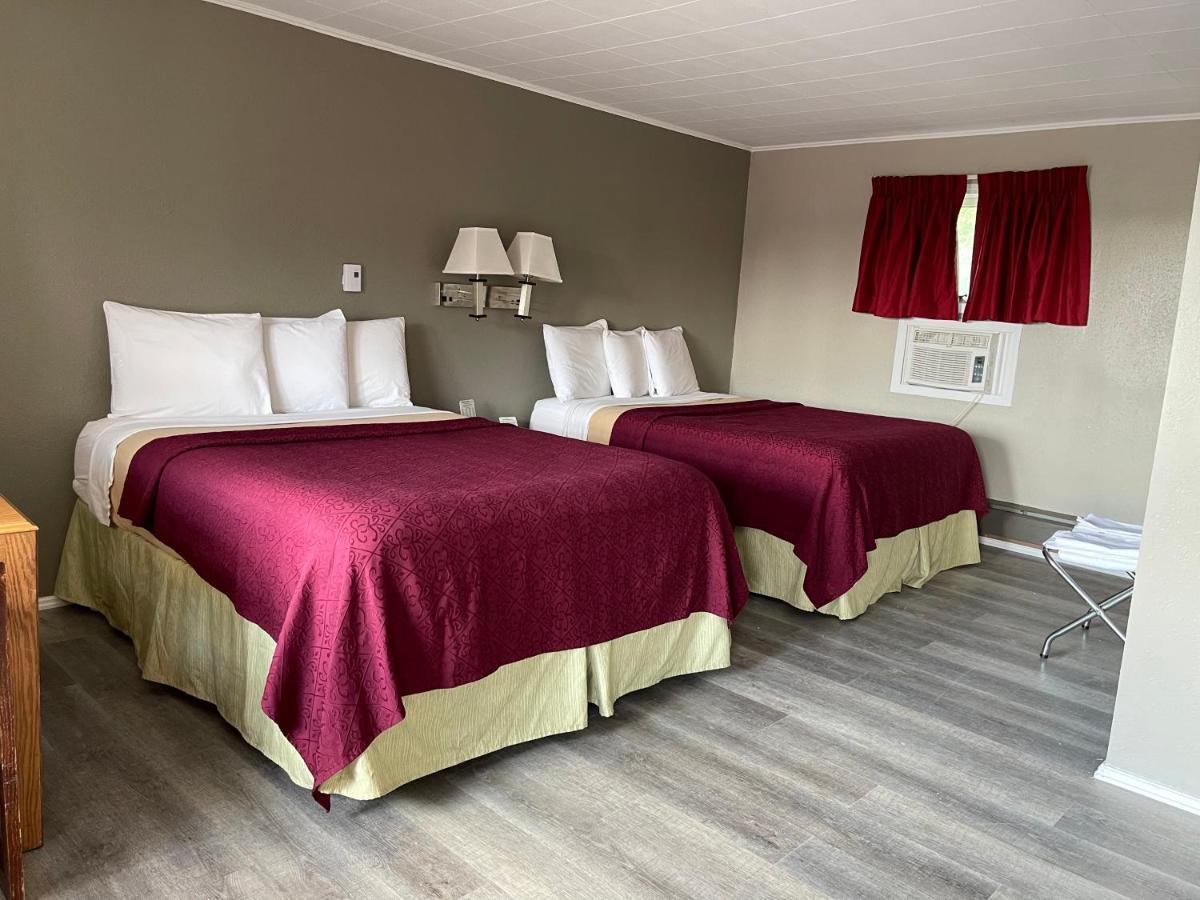 Timberly Motel Gaylord Zewnętrze zdjęcie
