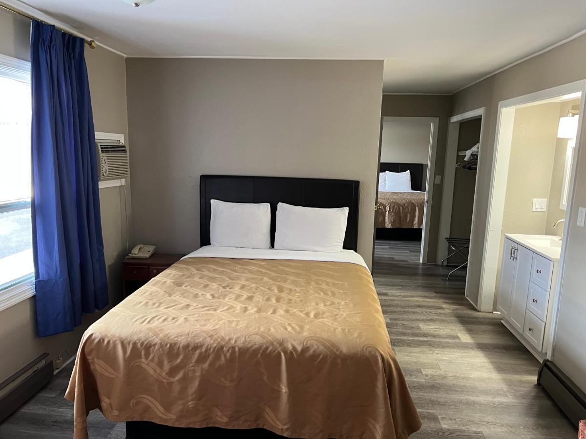 Timberly Motel Gaylord Zewnętrze zdjęcie