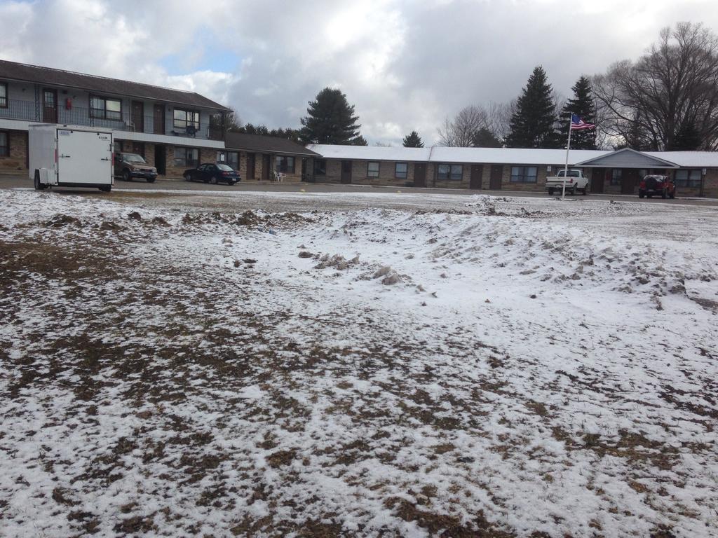 Timberly Motel Gaylord Zewnętrze zdjęcie