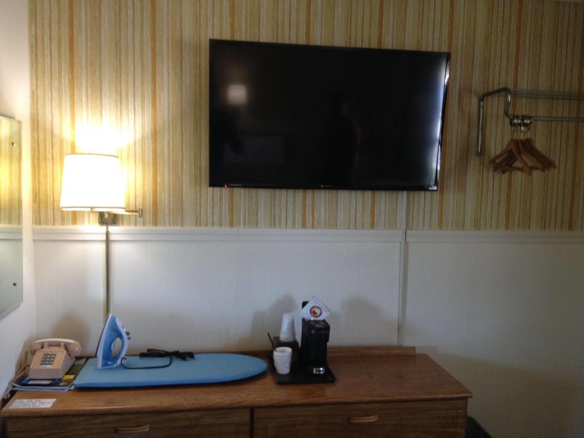 Timberly Motel Gaylord Zewnętrze zdjęcie
