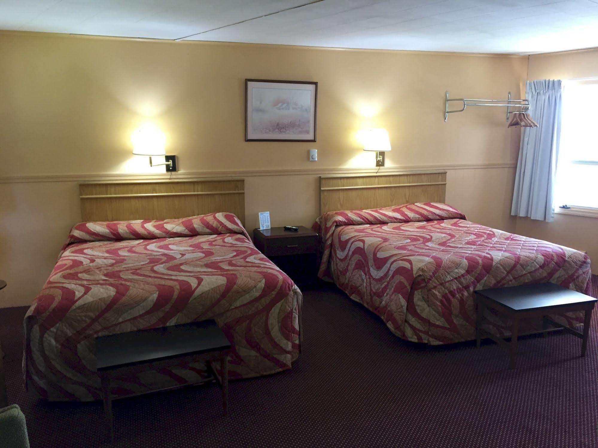 Timberly Motel Gaylord Zewnętrze zdjęcie