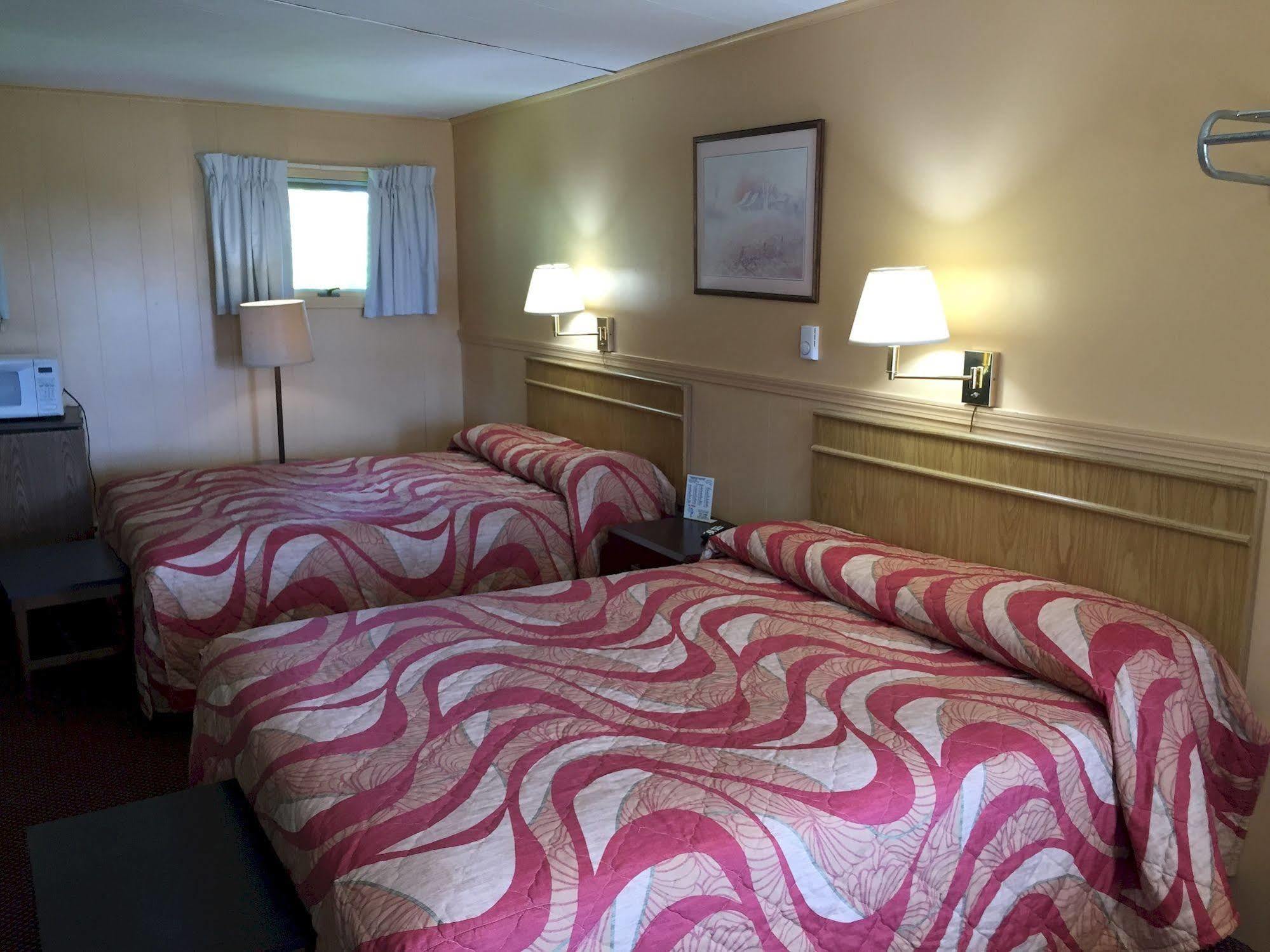 Timberly Motel Gaylord Zewnętrze zdjęcie