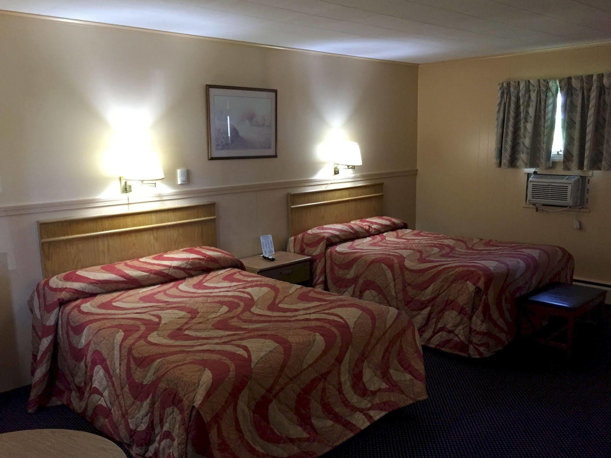 Timberly Motel Gaylord Zewnętrze zdjęcie